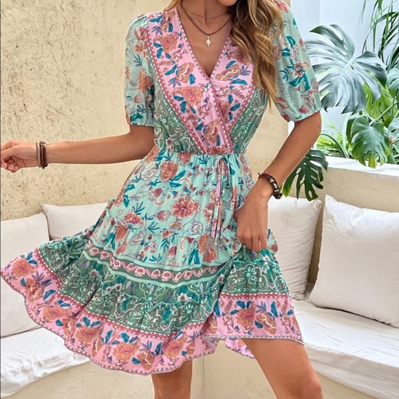 Boho Floral Paisley Print Overlap Neck Dress - Picture 6 of 15